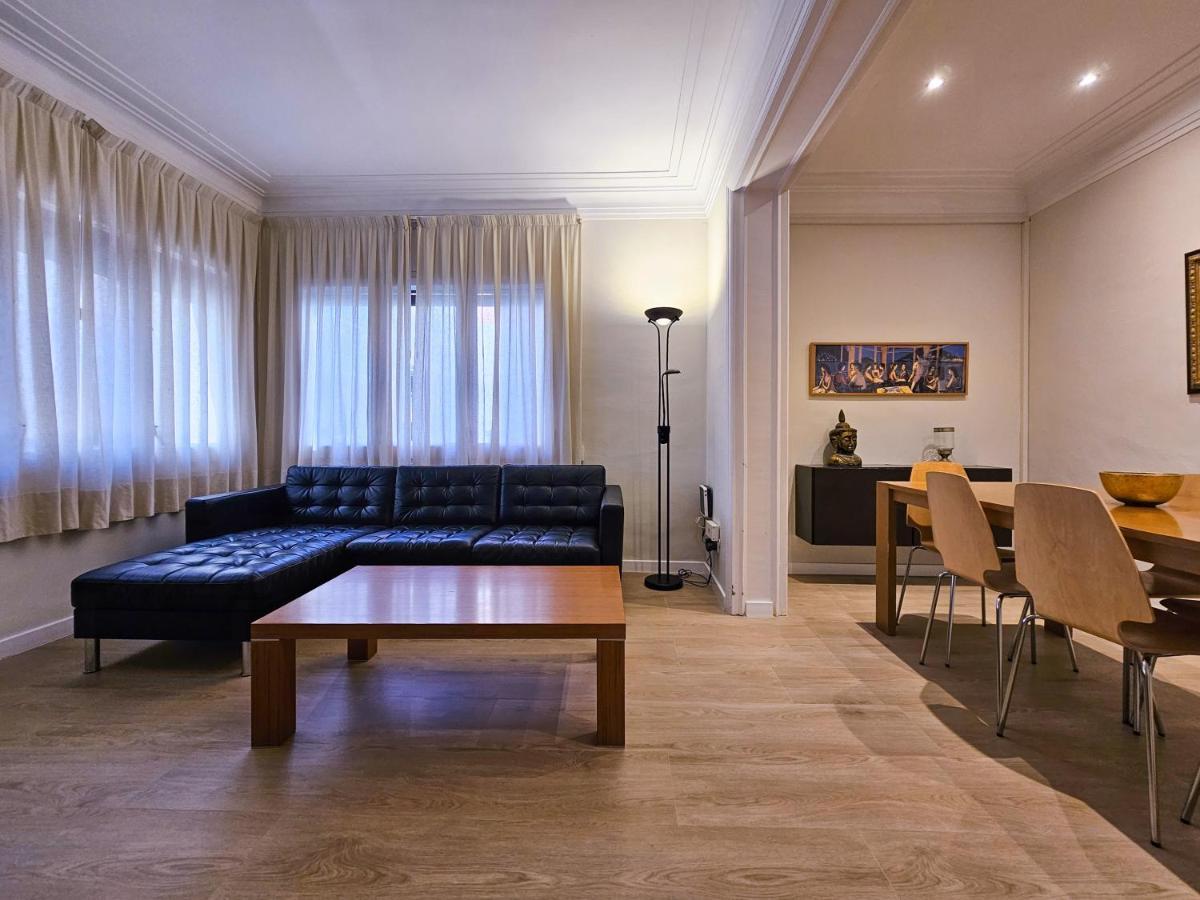 Classbedroom Park Gueell Apartment Barcelona Zewnętrze zdjęcie